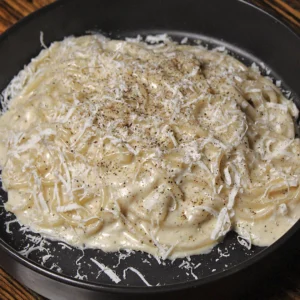 SPAGHIETTI CACIO E PEPE